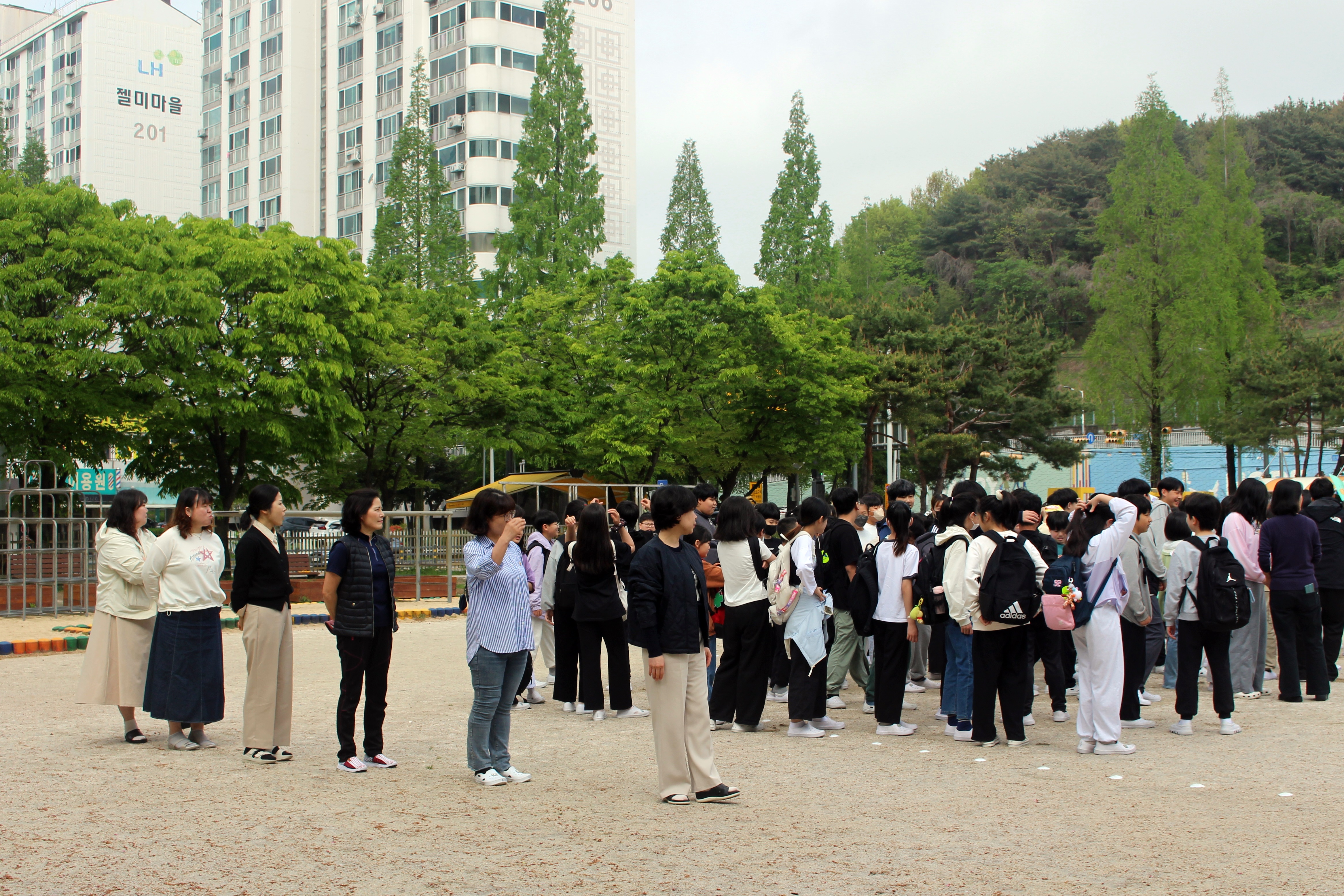 0416-2재난대피훈련(지진대피).JPG